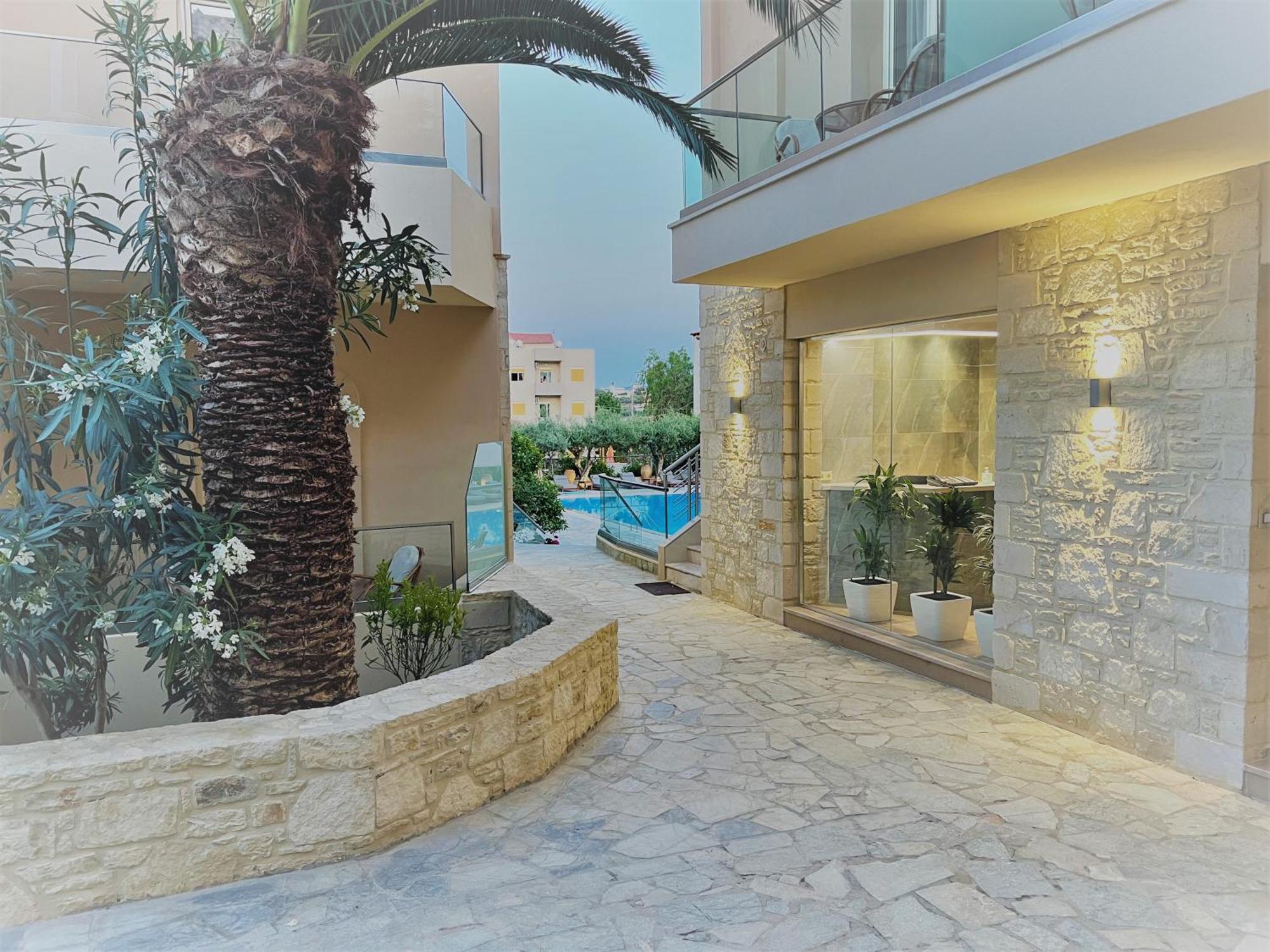 Lili Hotel Gazi Exterior photo