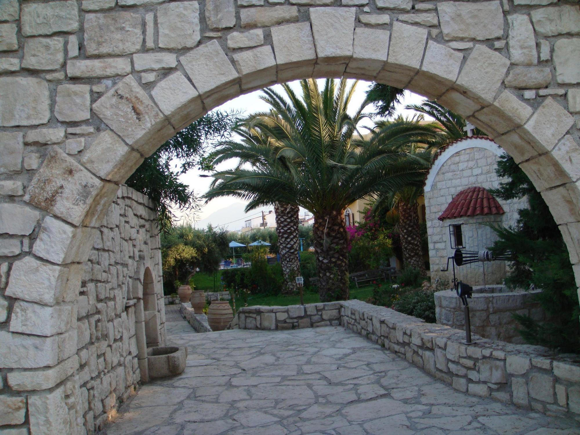 Lili Hotel Gazi Exterior photo