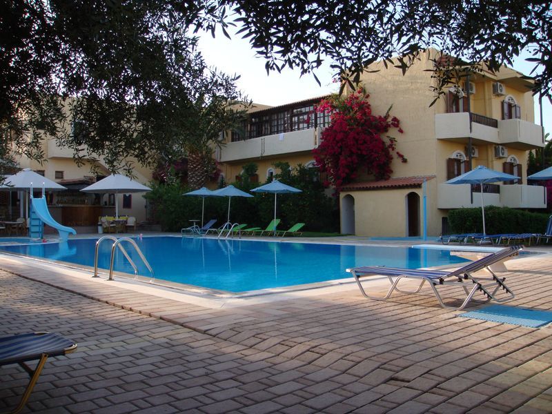 Lili Hotel Gazi Exterior photo